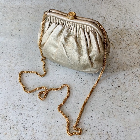 ✨ VINTAGE CHANEL Gold Leather Bag Purse 80’s - Picture 6 of 8